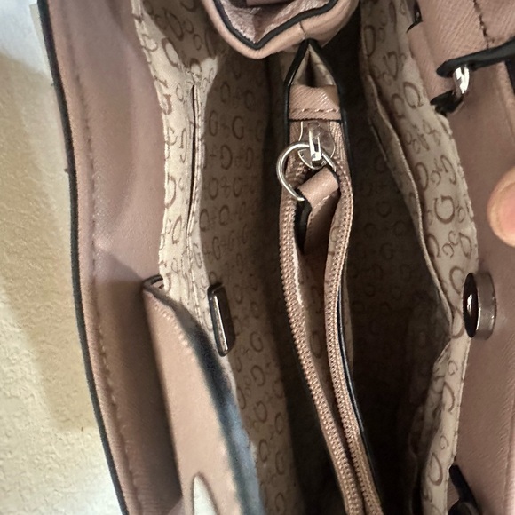 Guess Small Satchel Bag - Picture 3 of 4